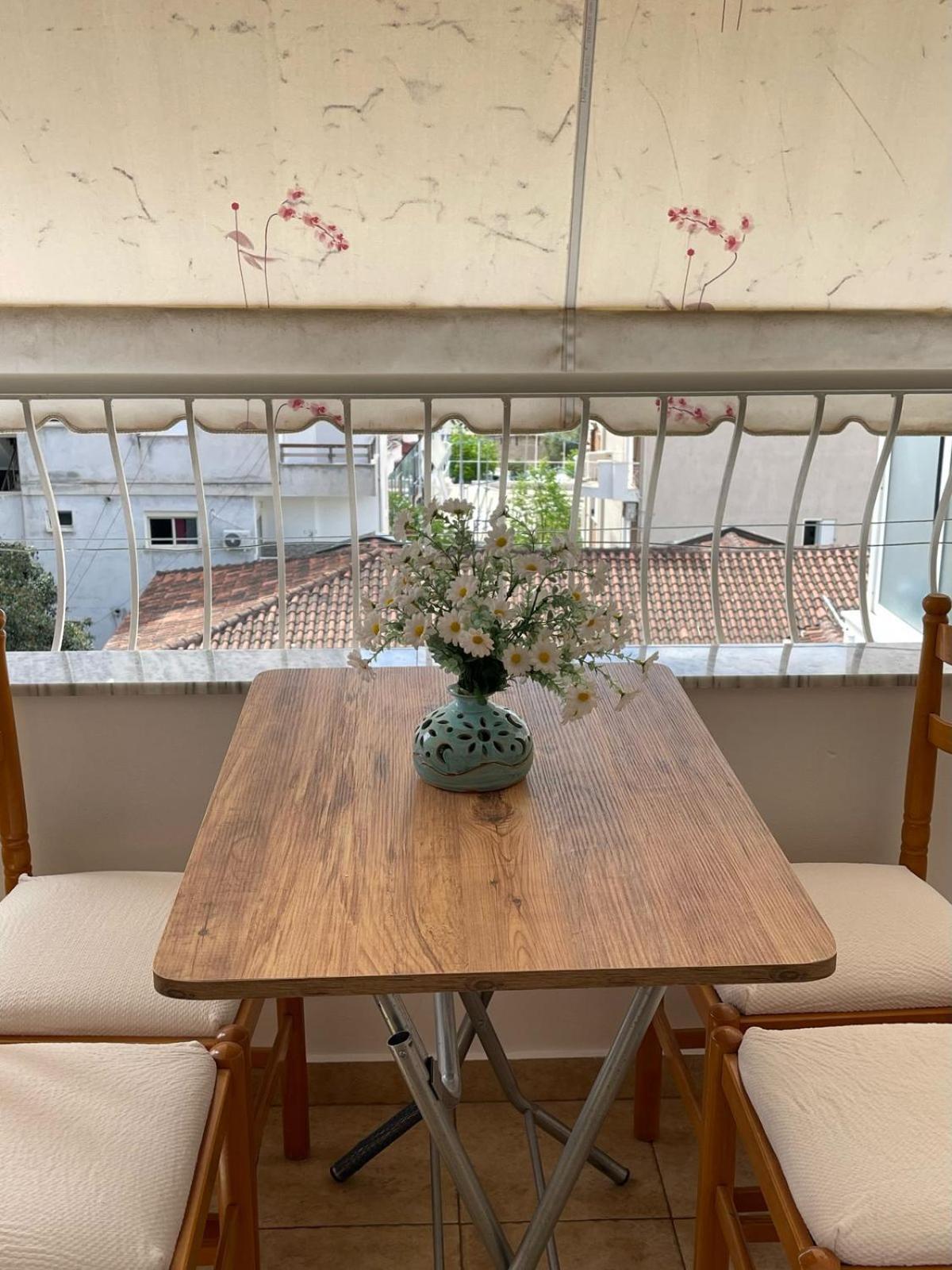 Linda Home Sarande Luaran gambar